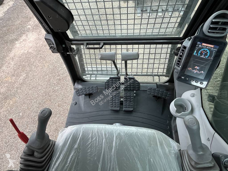 Rýpadlo Hitachi EC350LC - New / CUMMINS ENGINE