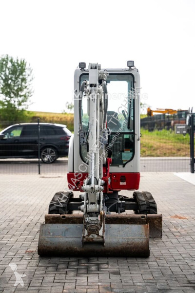Rýpadlo Takeuchi TB225
