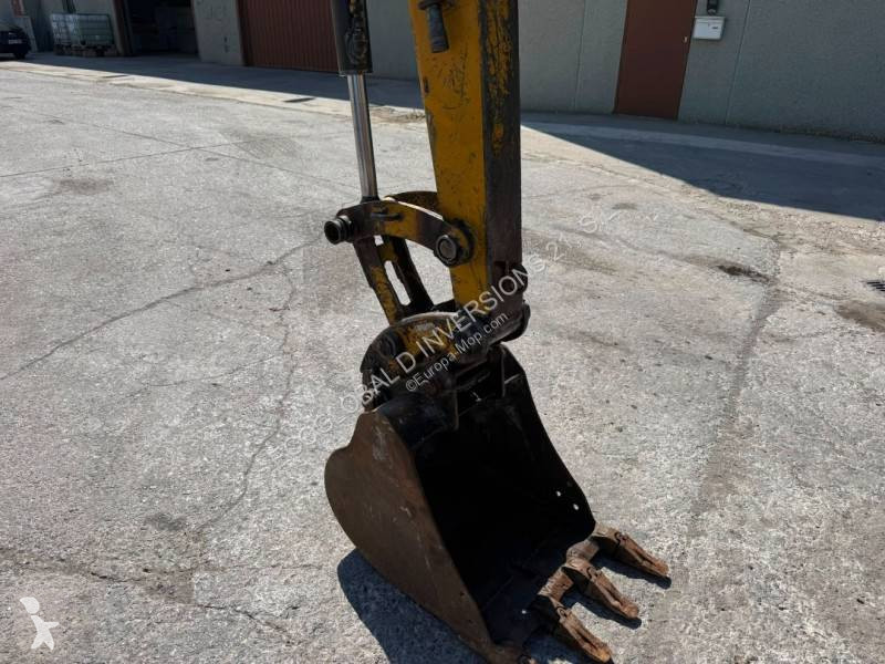 جرافة Caterpillar 304