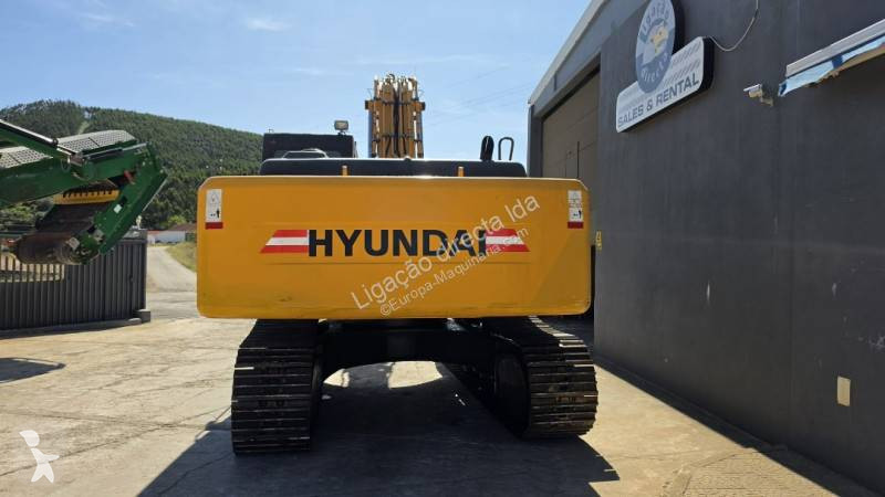 Lopatový nakládač Hyundai