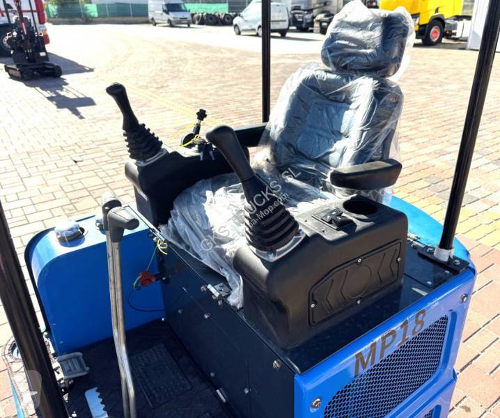 جرافة Kubota Machpro MP 18