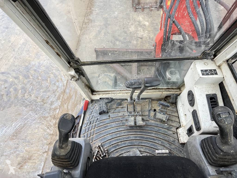 Rýpadlo Kubota A - Extra Bucket / Quick Coupler