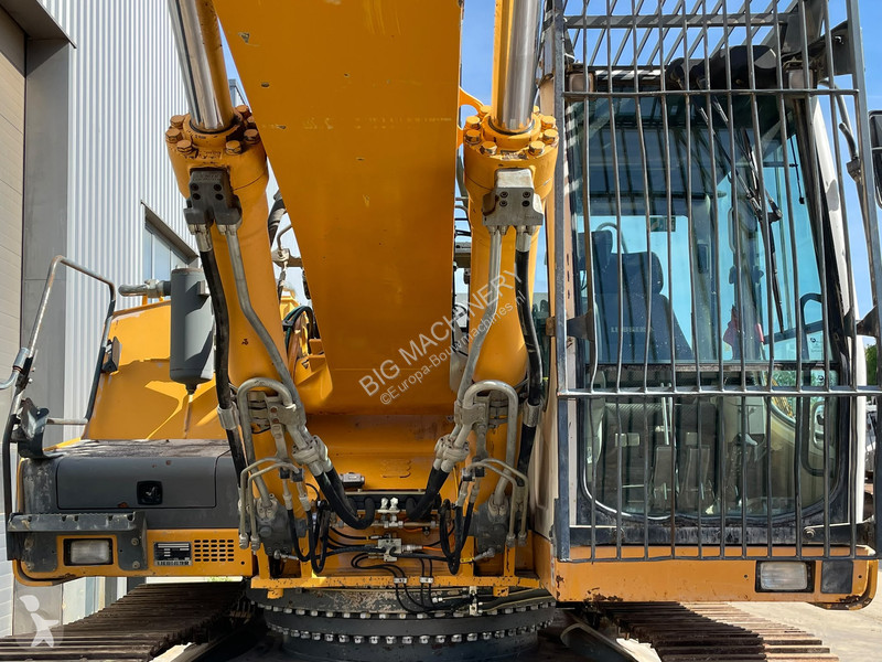 جرافة Liebherr