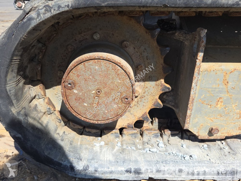 جرافة Volvo ECR50D