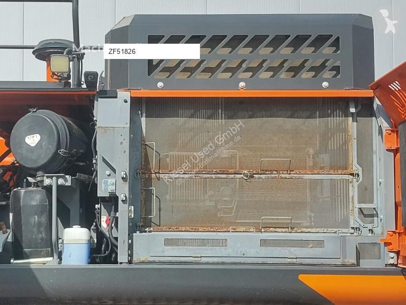 Lopatový nakládač Hitachi 7 + Demarec DXS-60