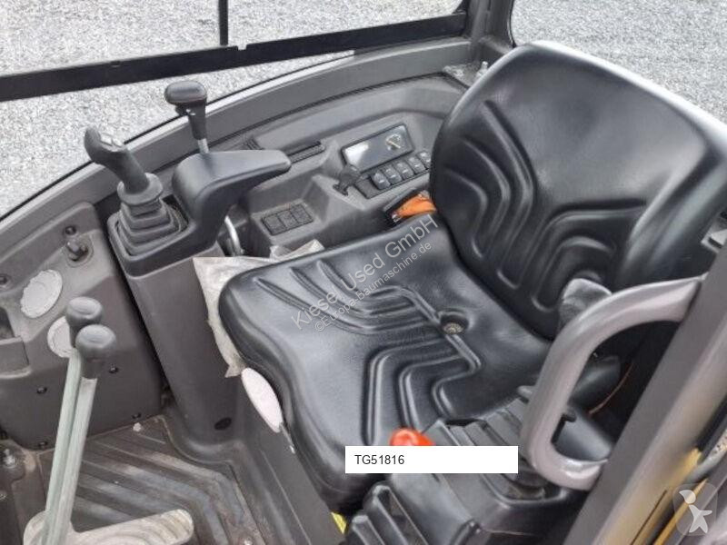 جرافة Volvo EC18E