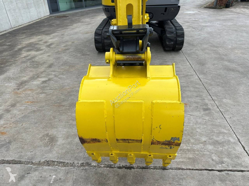 جرافة Neuson 50Z3