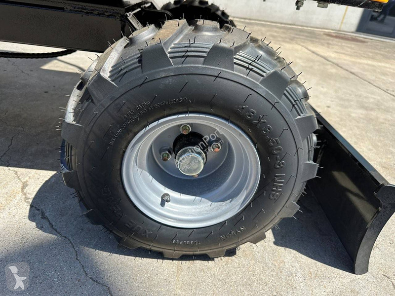 Lopatový nakládač JPC HT10