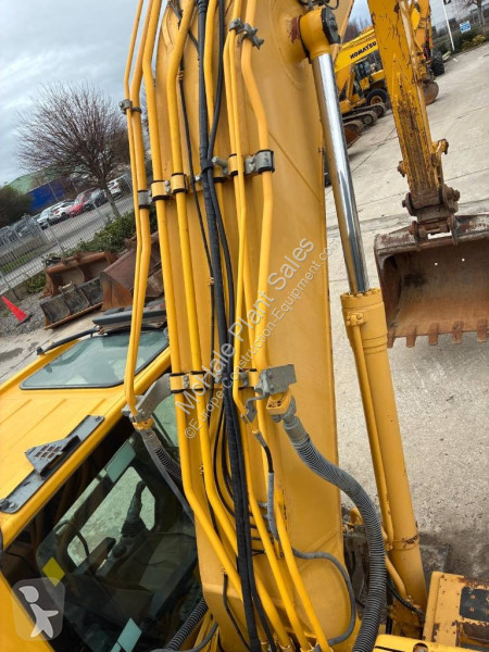 جرافة Komatsu LC10