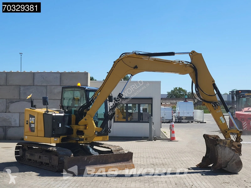 Lopatový nakládač Caterpillar CR