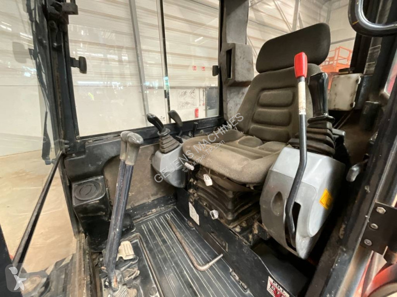 Pelle Kubota 613
