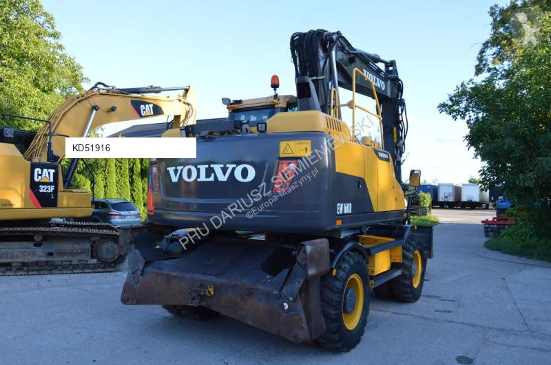 Lopatový nakládač Volvo