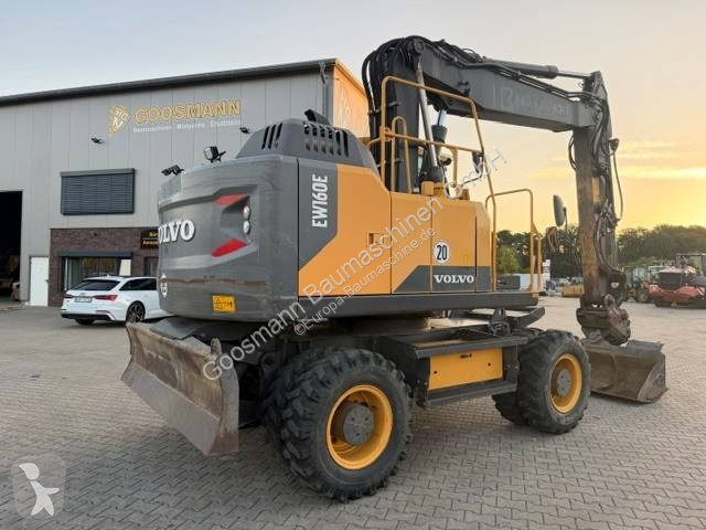 Skovl Volvo E