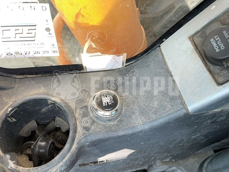 Pelle Hyundai Robex 235 LCR-9A