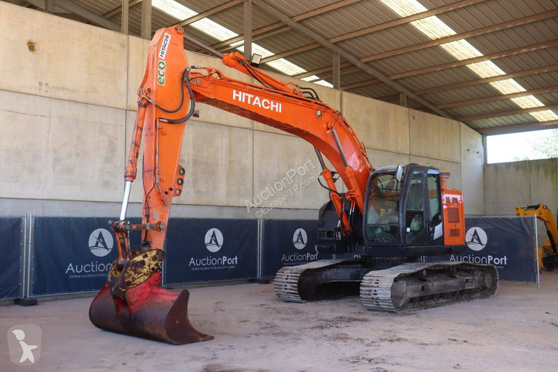 Excavator Hitachi ZAXIS 225USLC-5B