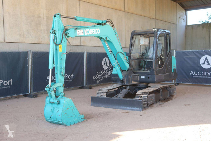 Excavator Kobelco C