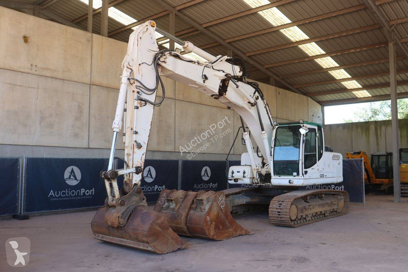 Excavator Hyundai Robex 210LC9