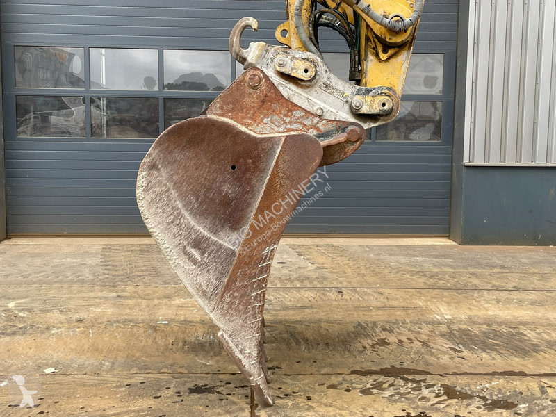 Excavator Caterpillar 07A