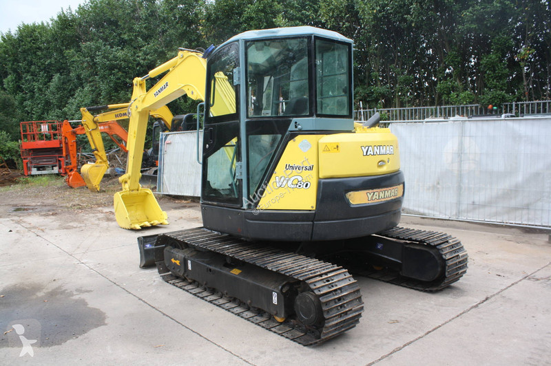 جرافة Yanmar VIO80-1A