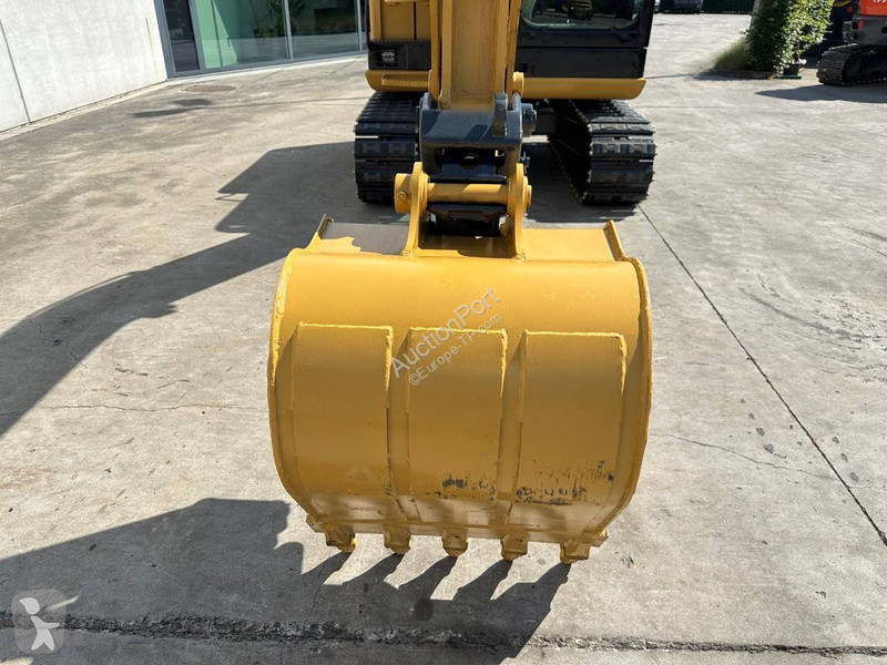 Багер Caterpillar .5E2