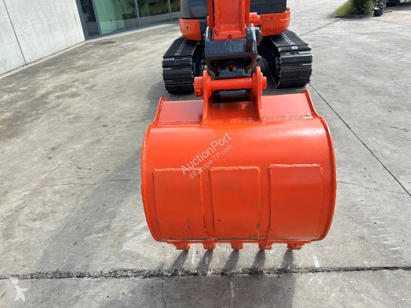 Excavadora Kubota KX155-3SZ