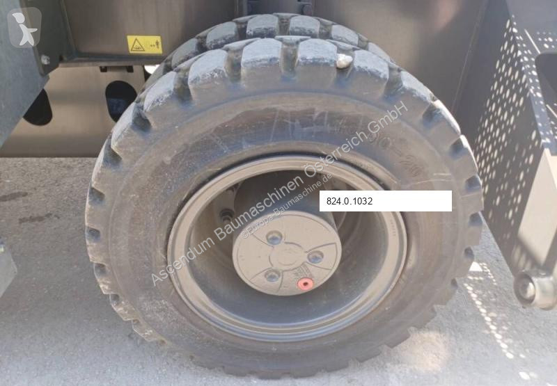 جرافة Sennebogen 824G