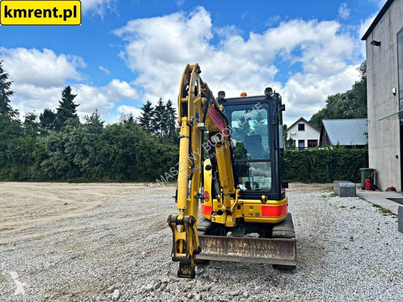 Excavadora Komatsu PC 26 MR-3 MINI-KOPARKA...