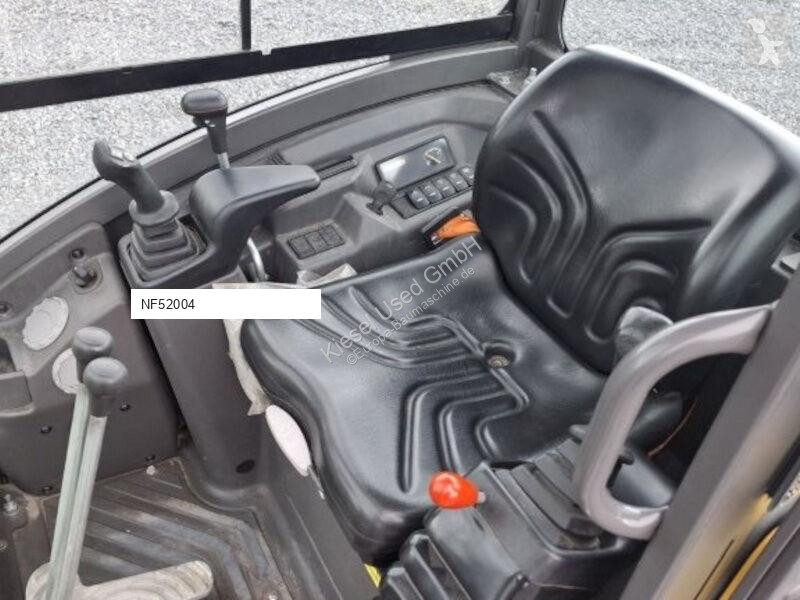 Pelle Volvo EC18E