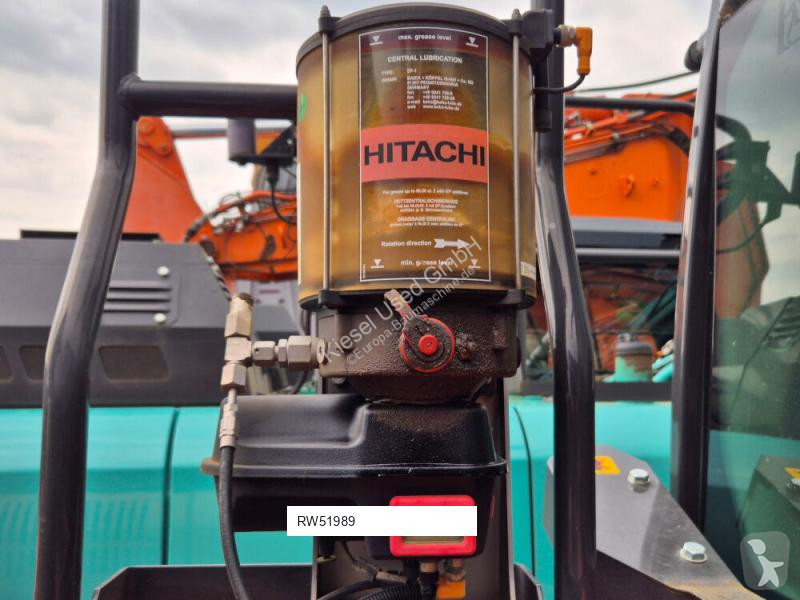 Excavadora Hitachi 6