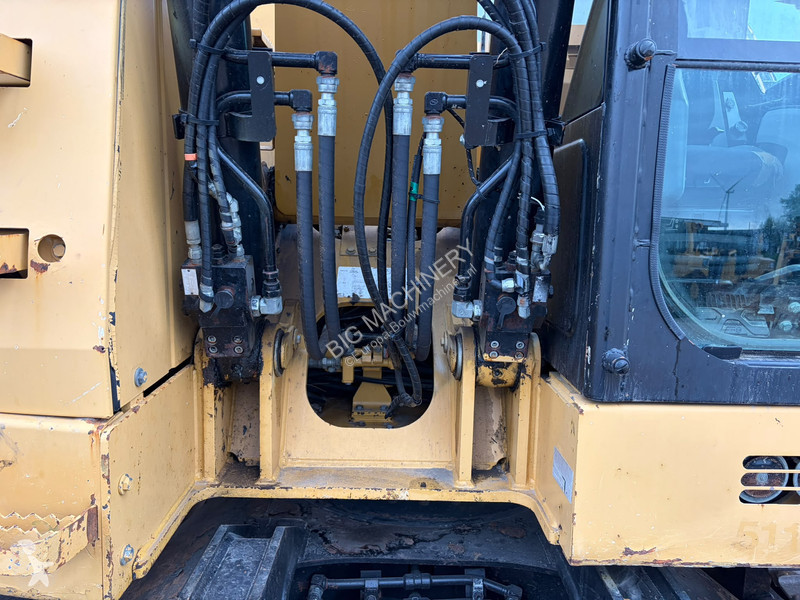Pelle Caterpillar FLCR