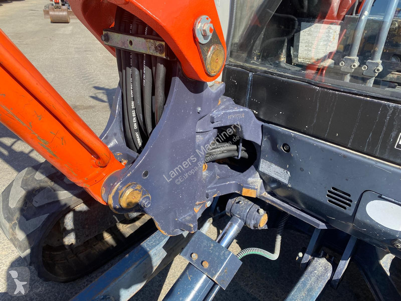 Багер Kubota 1613