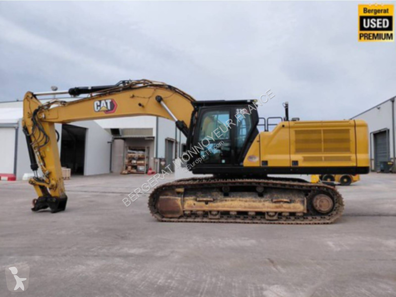 Багер Caterpillar
