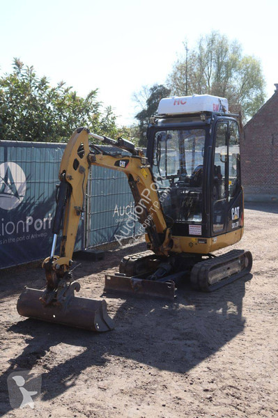 Excavadora Caterpillar