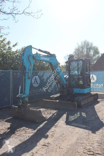 Excavadora Airman AX48U-6A