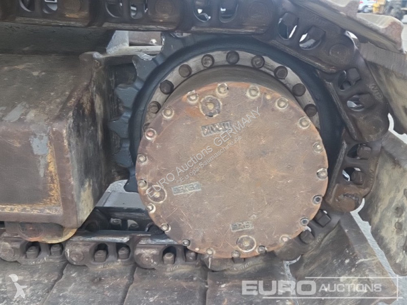 Екскаватор Volvo