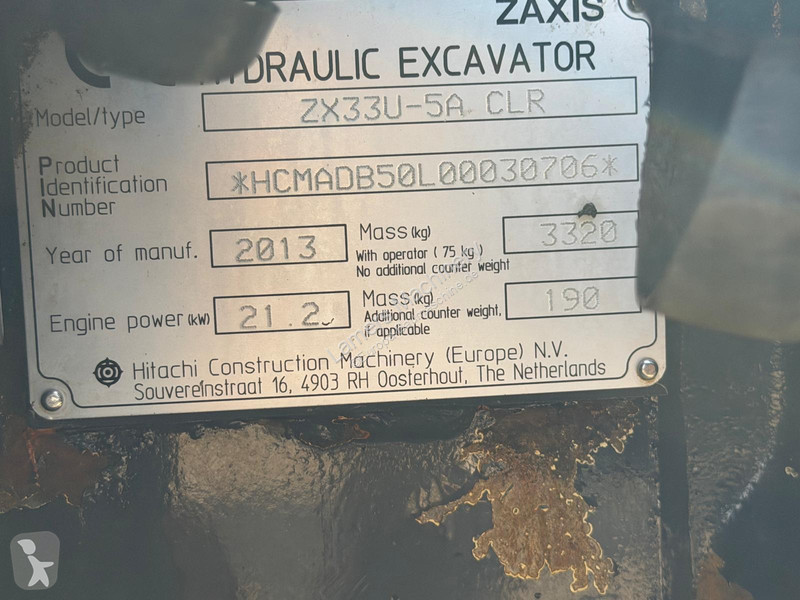 Excavadora Hitachi ZX33U-5 .