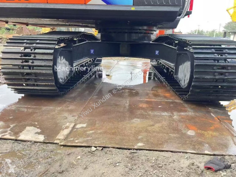 Pelle Hitachi 5G