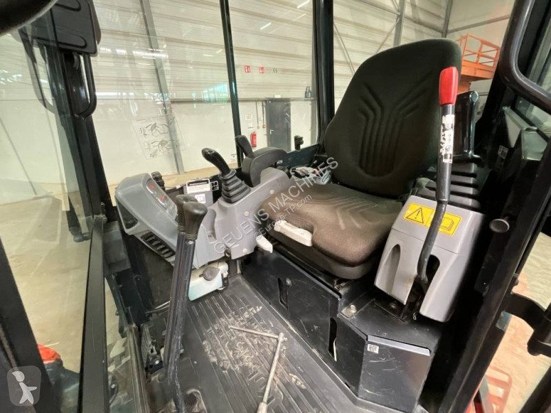 Graafmachine Kubota 274