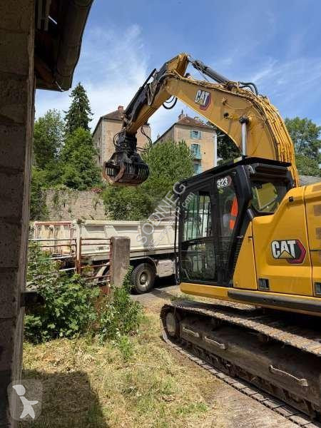Excavadora Caterpillar  323