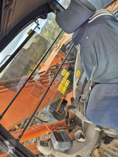 Екскаватор Hitachi LCN3