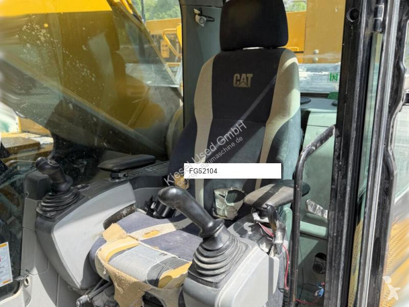 Екскаватор Caterpillar 374FL