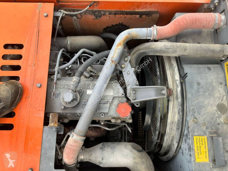 Екскаватор Hitachi 2103