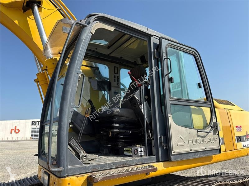 Екскаватор Furukawa 740LS Tracked Excavator