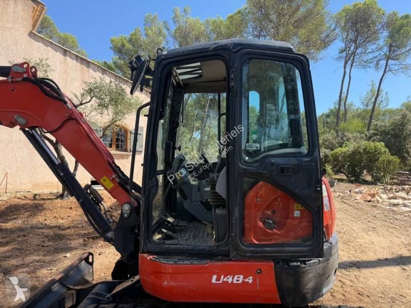 Екскаватор Kubota