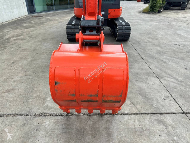 Excavadora Kubota KX155-3SZ