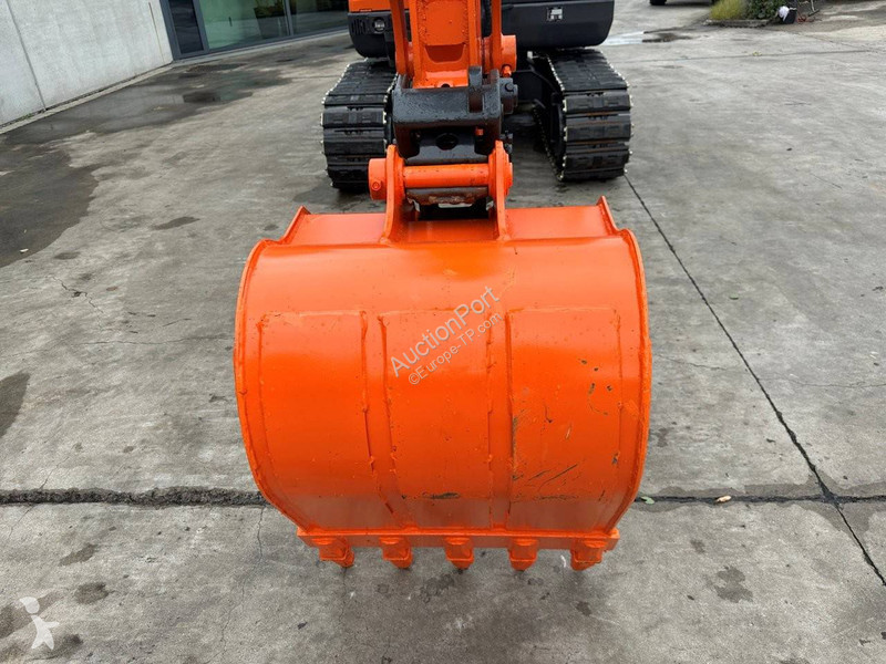 Escavadora Doosan 9C