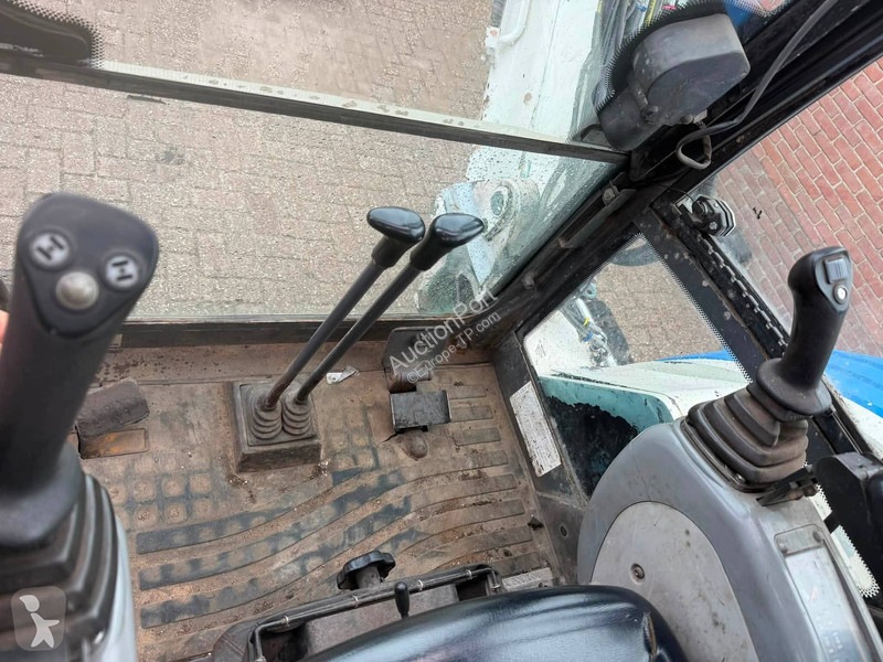IHI 65VX2 excavator