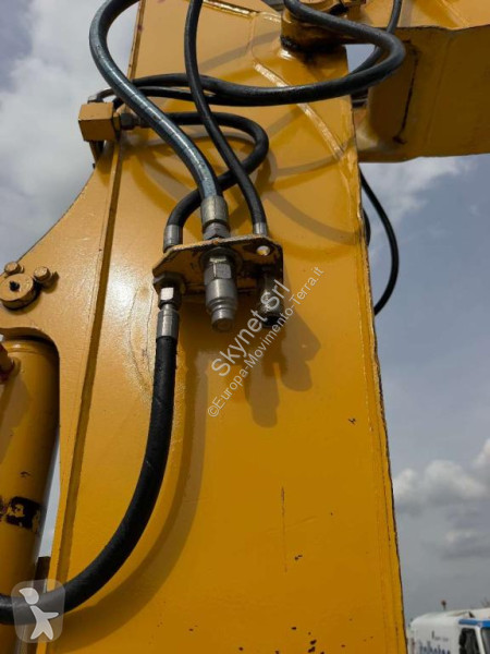 Екскаватор Komatsu 88MR6