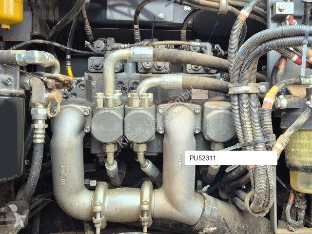 Экскаватор Hitachi 7