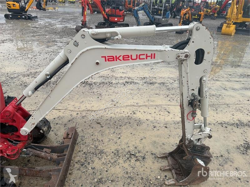 Экскаватор Takeuchi TB210R Mini Excavator